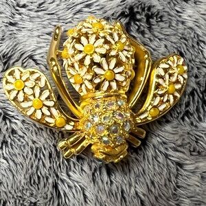 Joan Rivers Aurora Borealis Daisy Bee Brooch